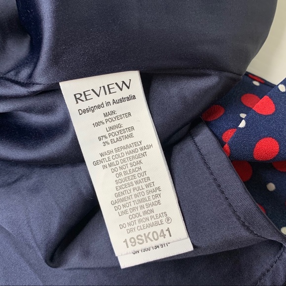 Review size 6 blue with red polkadot skirt - Picture 5 of 5